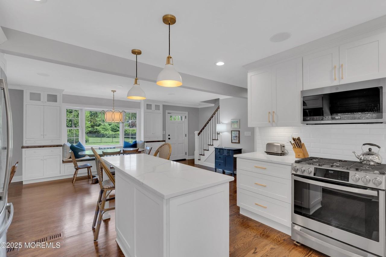 57 W River Rd - Photo 5 of 44