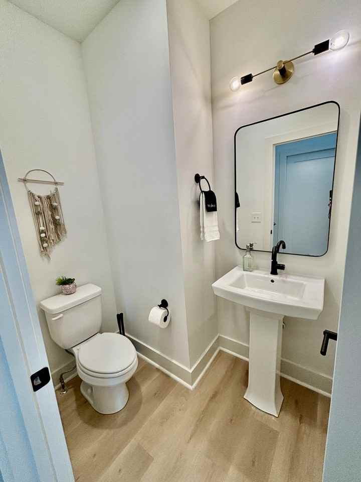 114 Fitzgerald Dr #1039080P - Photo 4 of 36