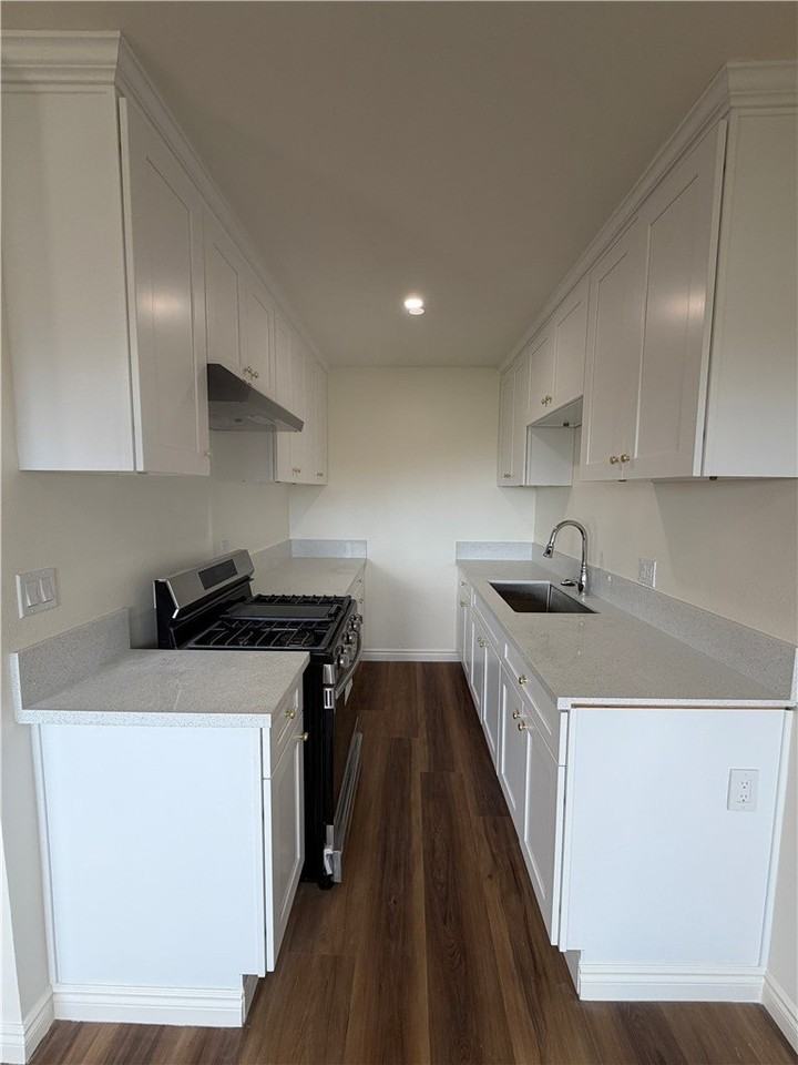 1651 Golden Gate Ave #7 - Photo 2 of 9