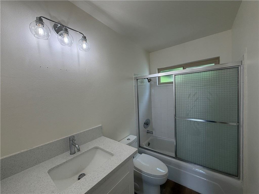 1651 Golden Gate Ave #7 - Photo 3 of 9