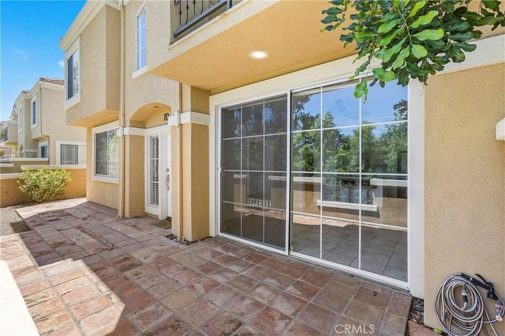 10 Bravo Ln - Photo 3 of 35