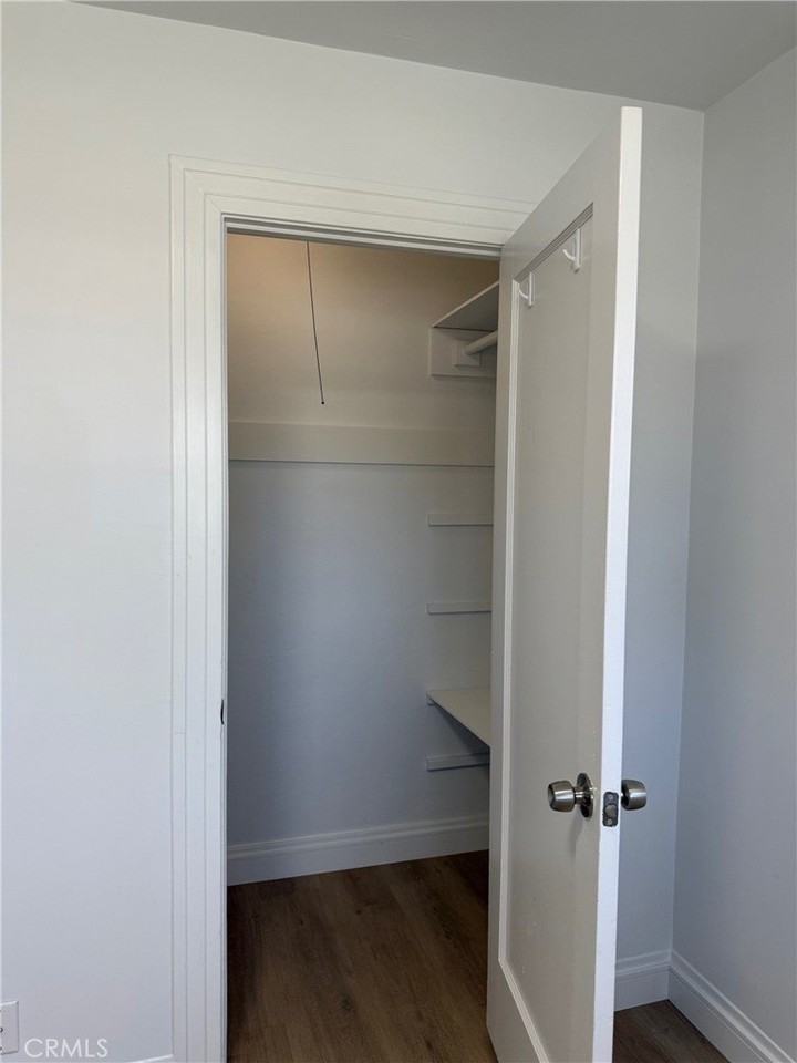 26205 Oak St - Photo 6 of 21