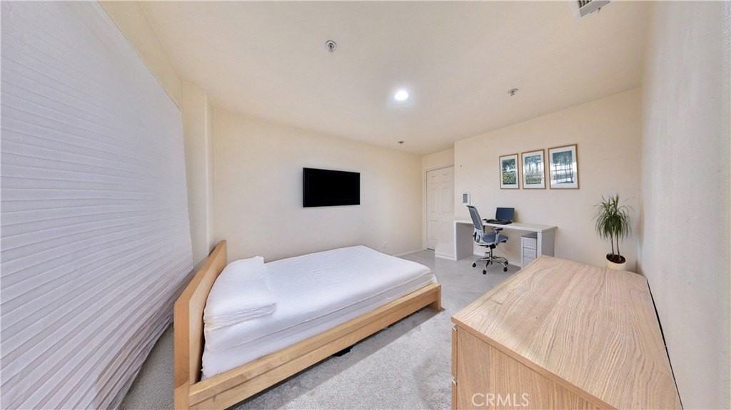 332 W Summerfield Cir - Photo 5 of 30