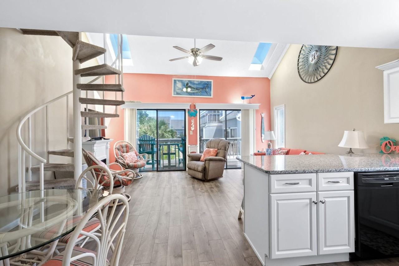 1850 Colony Dr #1381298P - Photo 3 of 40