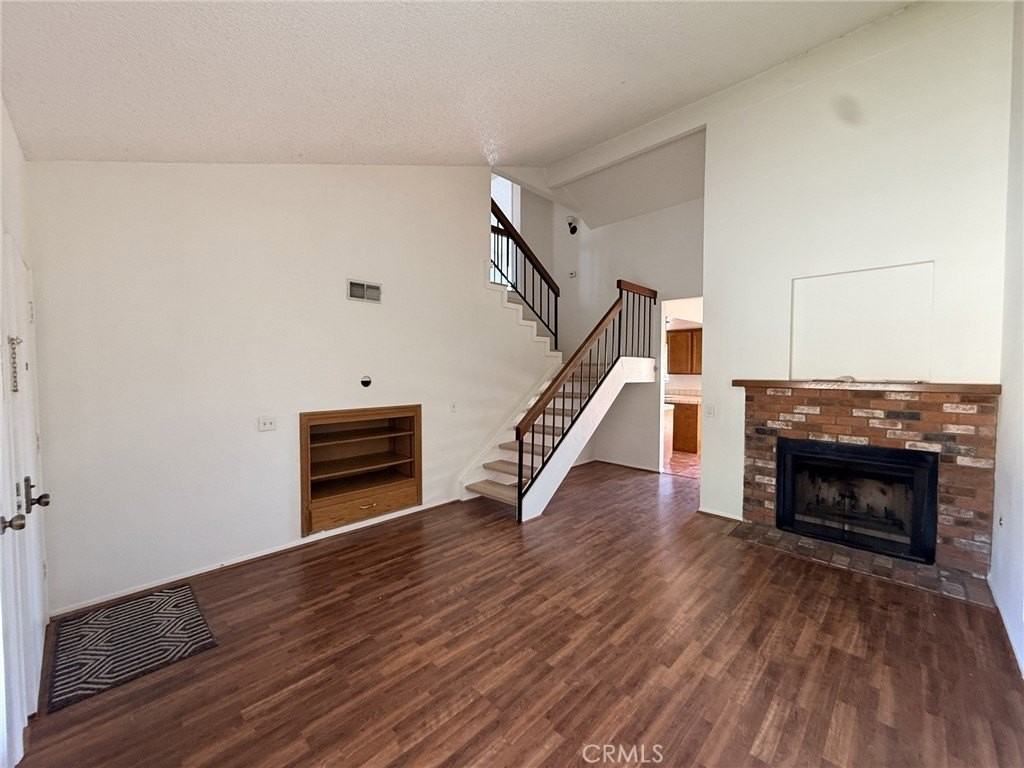 1061 N Glendora Ave - Photo 4 of 13