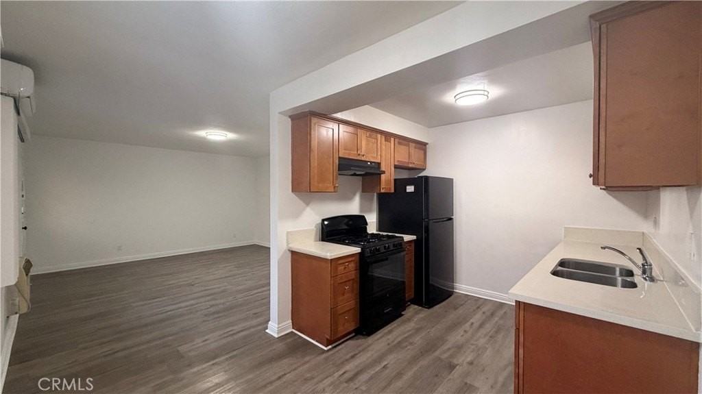 512 N Marguerita Ave #B - Photo 2 of 12