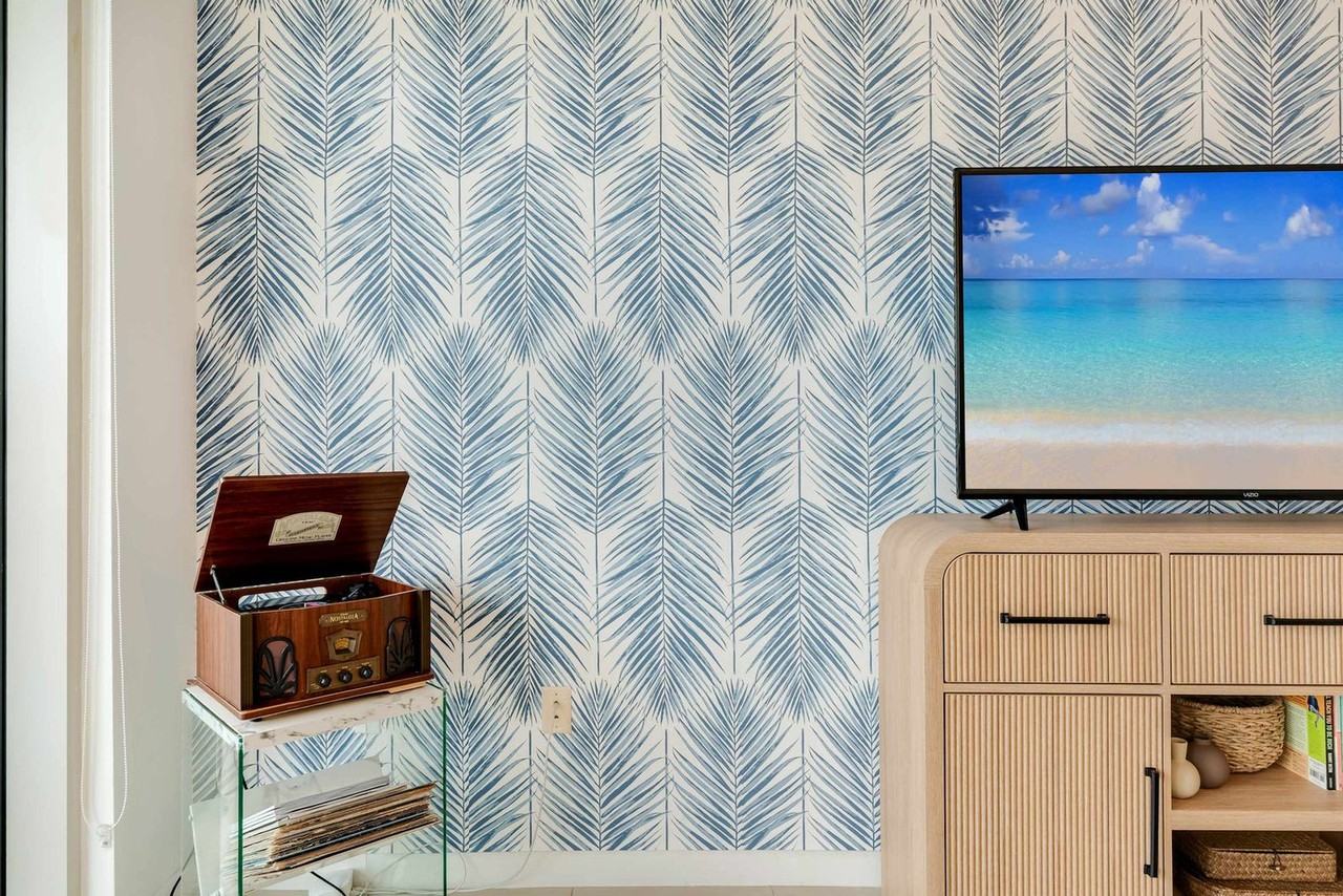 3256 Ne 1st Ave #1044513P - Photo 3 of 43