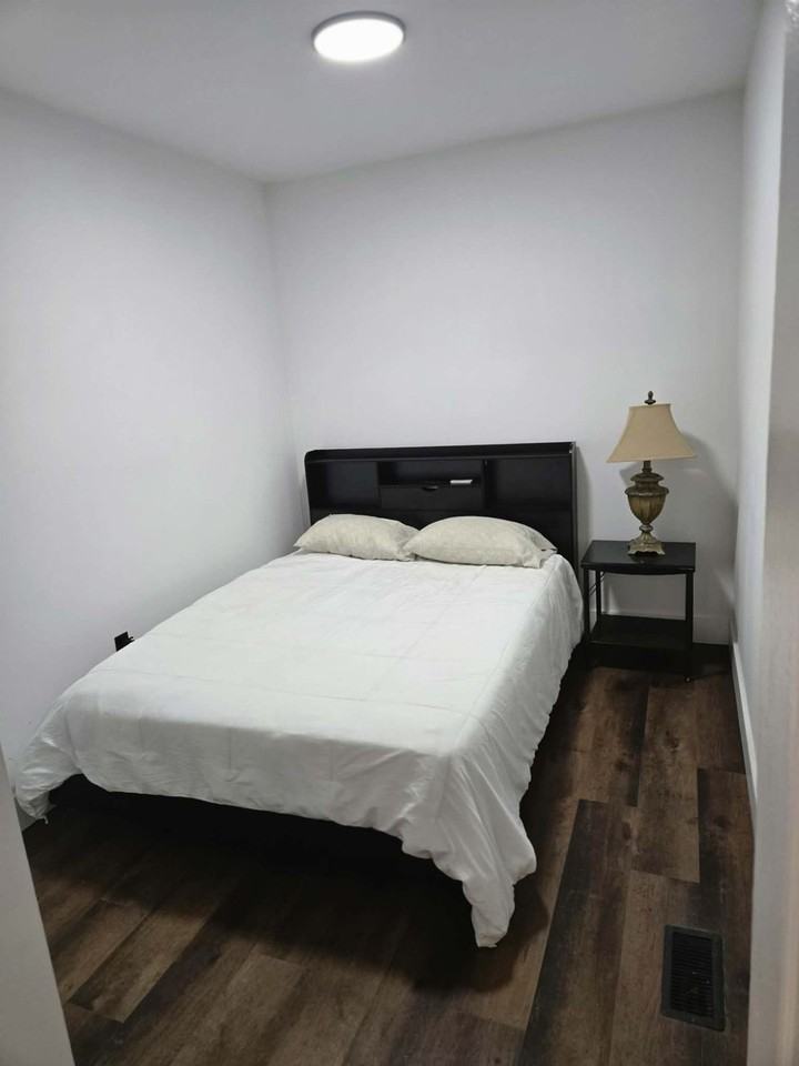 11765 Glenfield St #1437650P - Photo 3 of 16