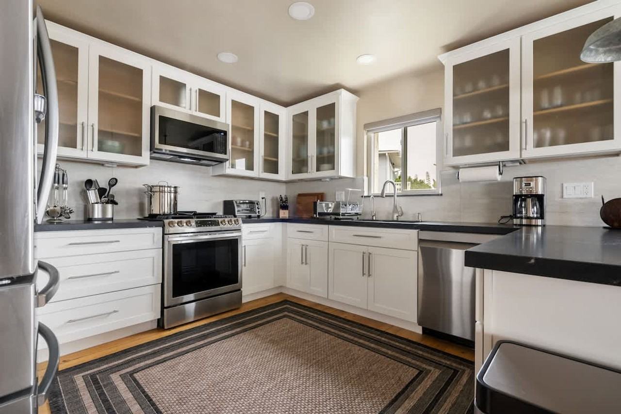 301 Crocus Ct #1513730P - Photo 6 of 37