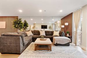 featured image of 2414 Front St