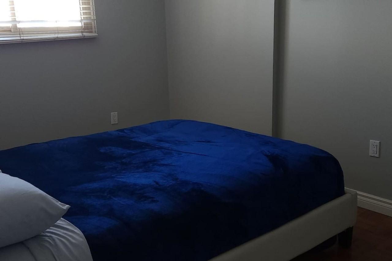 1033 12 Ave Sw #1514878P - Photo 7 of 10