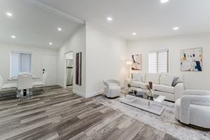 featured image of 229 Sw 1st Ave