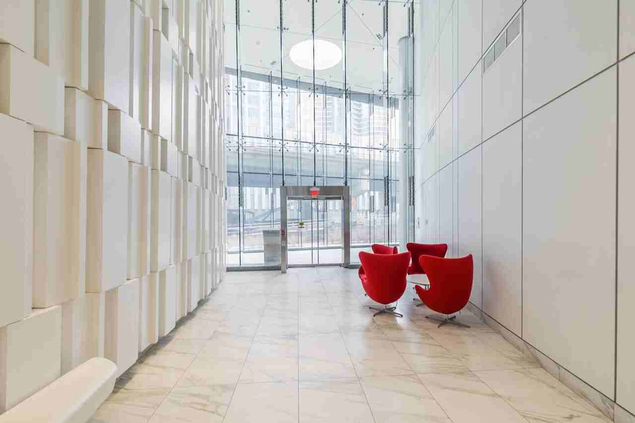 25 Lower Simcoe St #1523987P - Photo 2 of 6