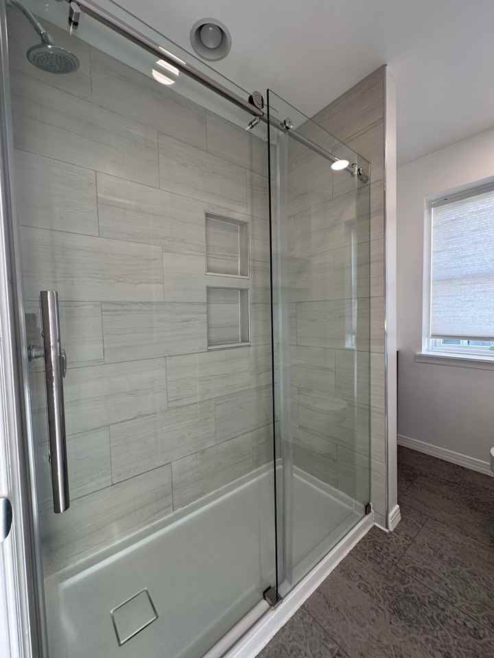 1022 Carpenter St #1 - Photo 5 of 12