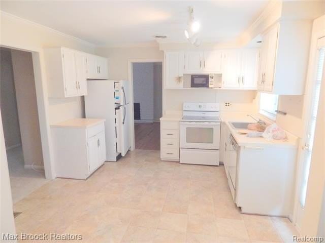 116 E Hickory Grove Rd - Photo 3 of 16