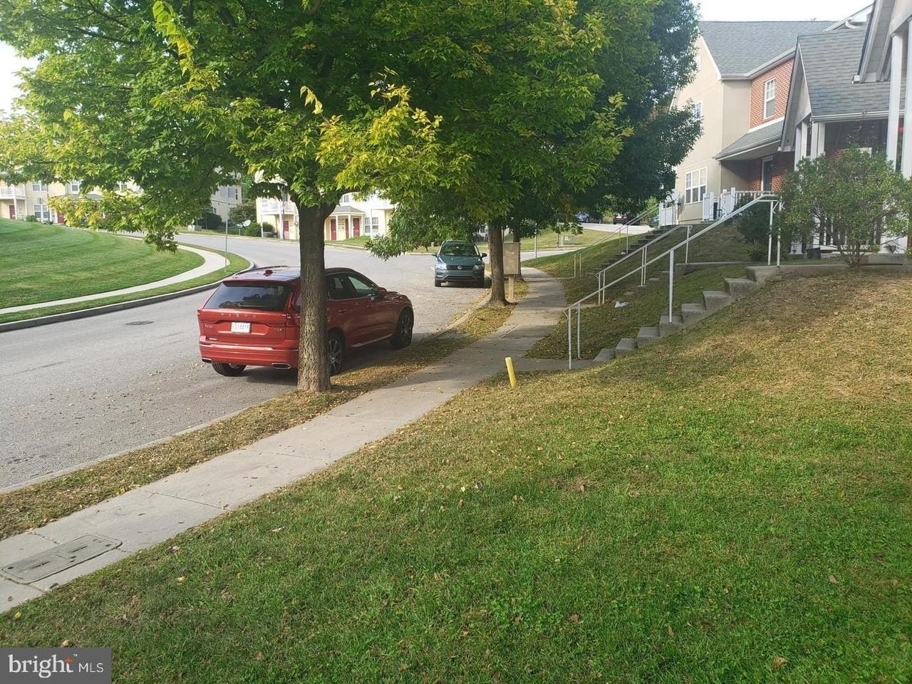 3718 Merrick Rd - Photo 6 of 30