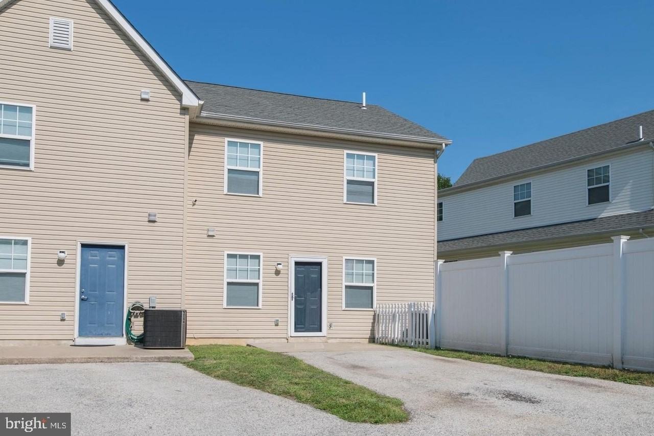 3718 Merrick Rd - Photo 7 of 30
