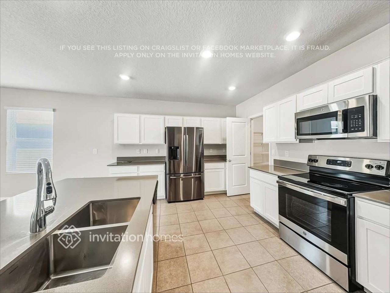 4161 Bull St - Photo 5 of 21