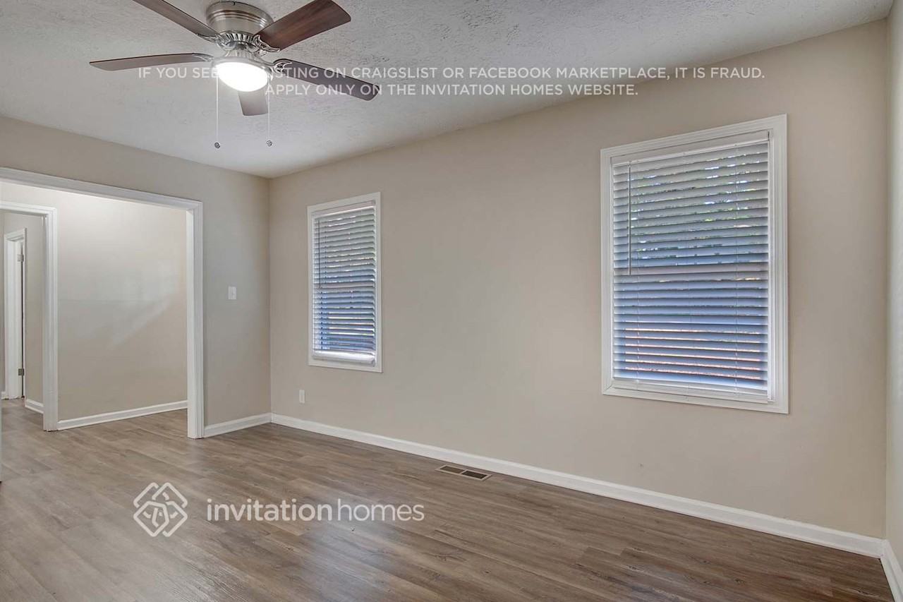 1429 David Cir - Photo 2 of 19