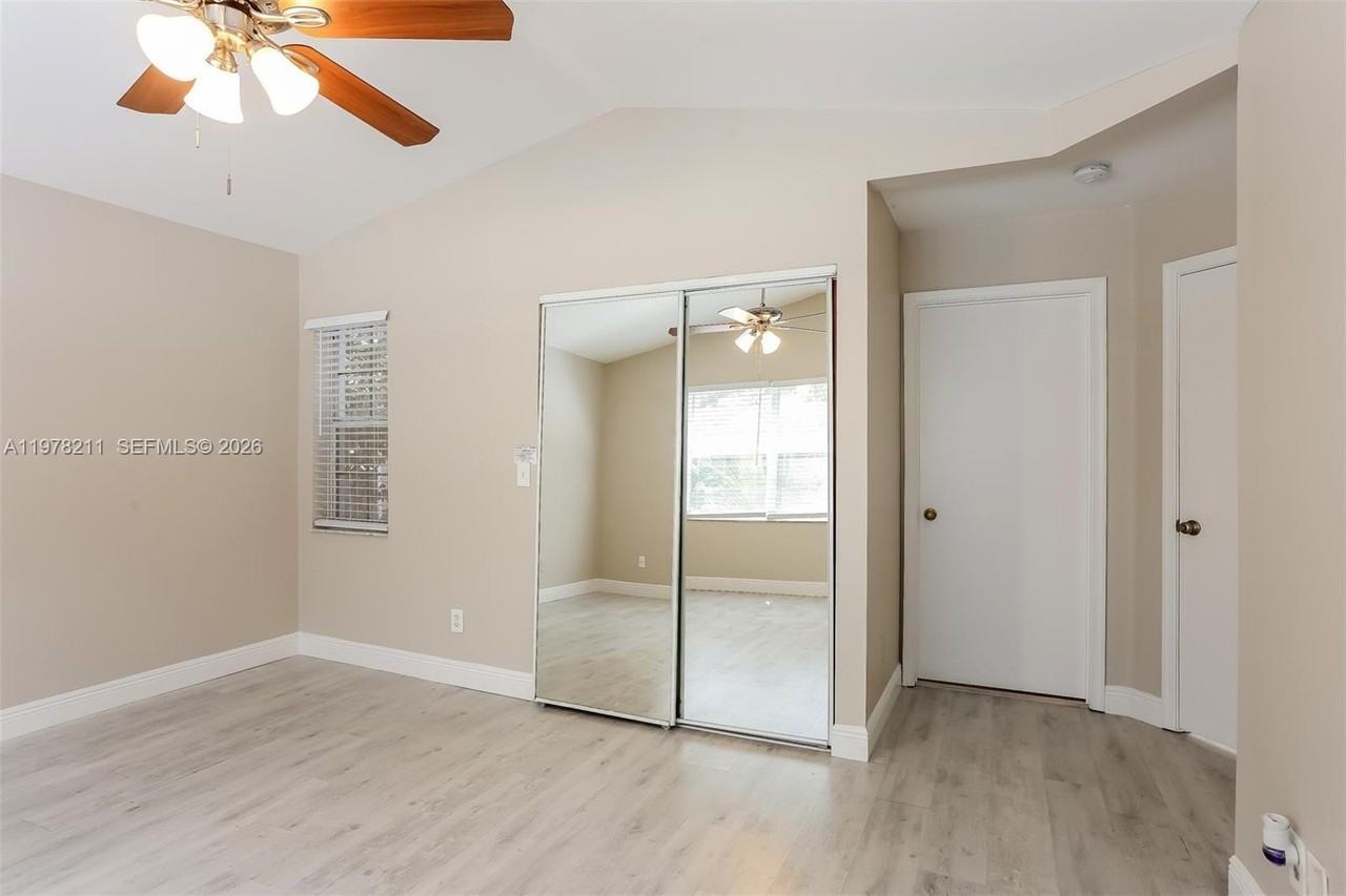 10837 Nw 46th Dr - Photo 7 of 15