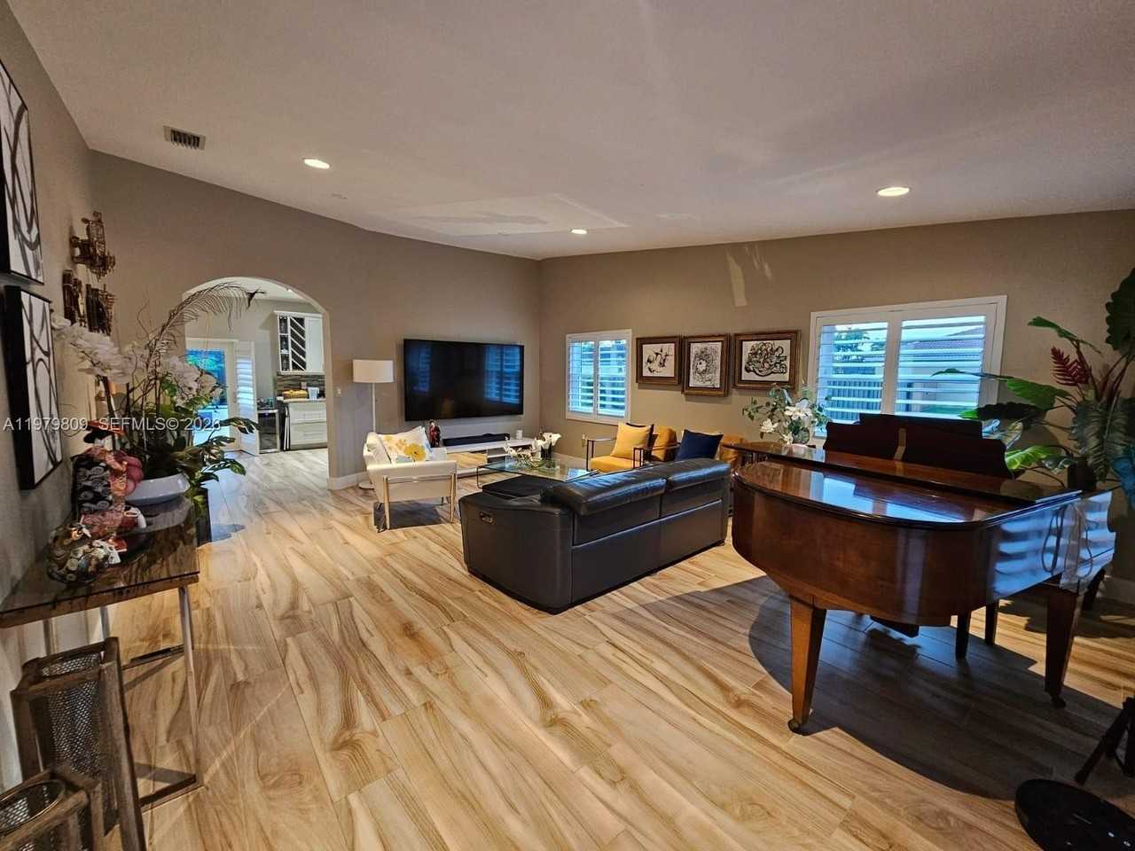 15180 Sw 170th Ter - Photo 3 of 23