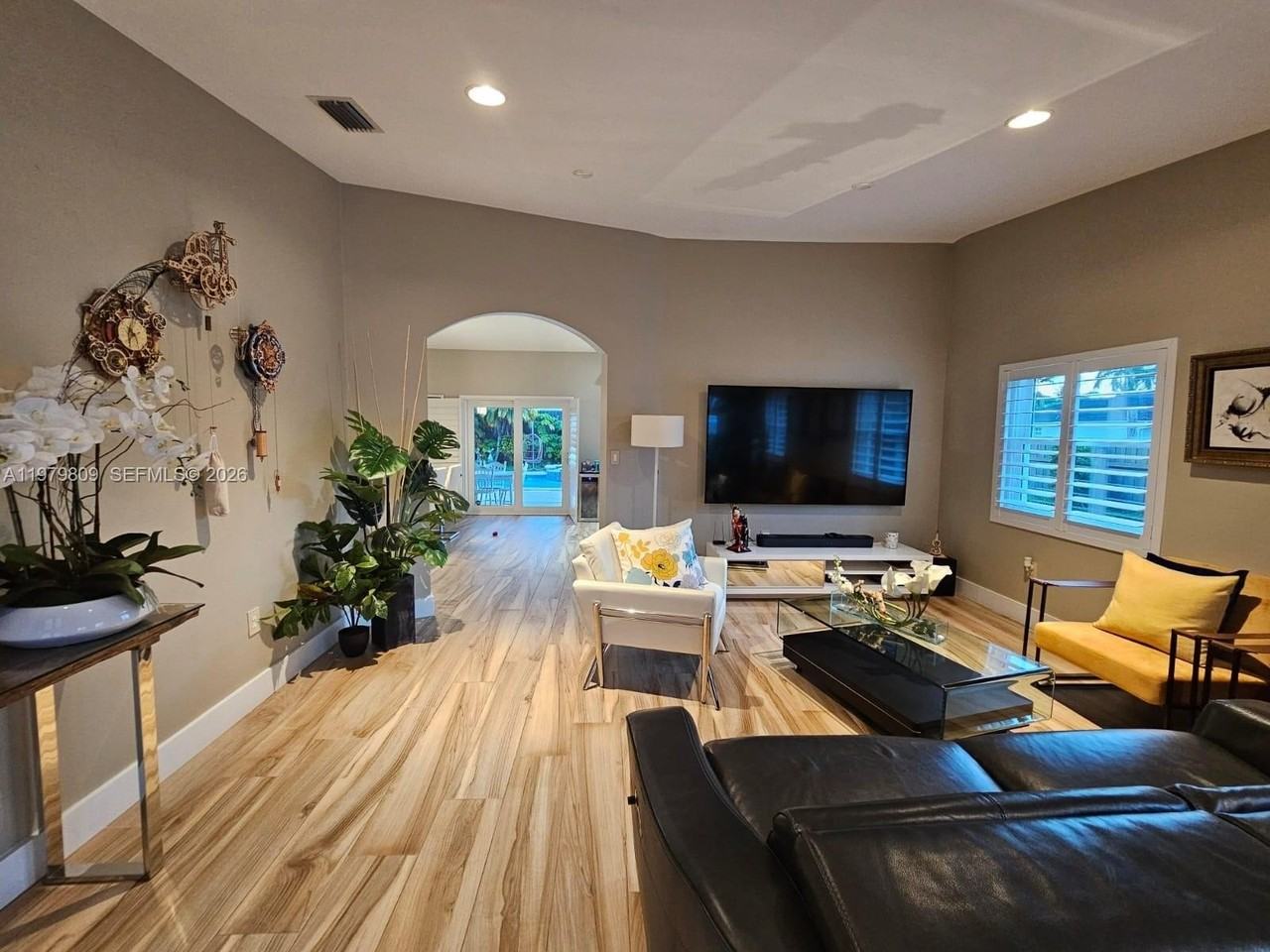 15180 Sw 170th Ter - Photo 4 of 23