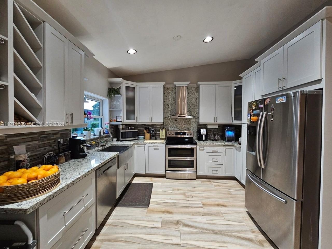 15180 Sw 170th Ter - Photo 6 of 23