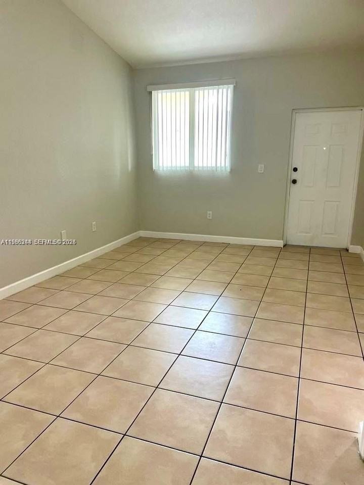 1663 Se 29th St #206 - Photo 6 of 19