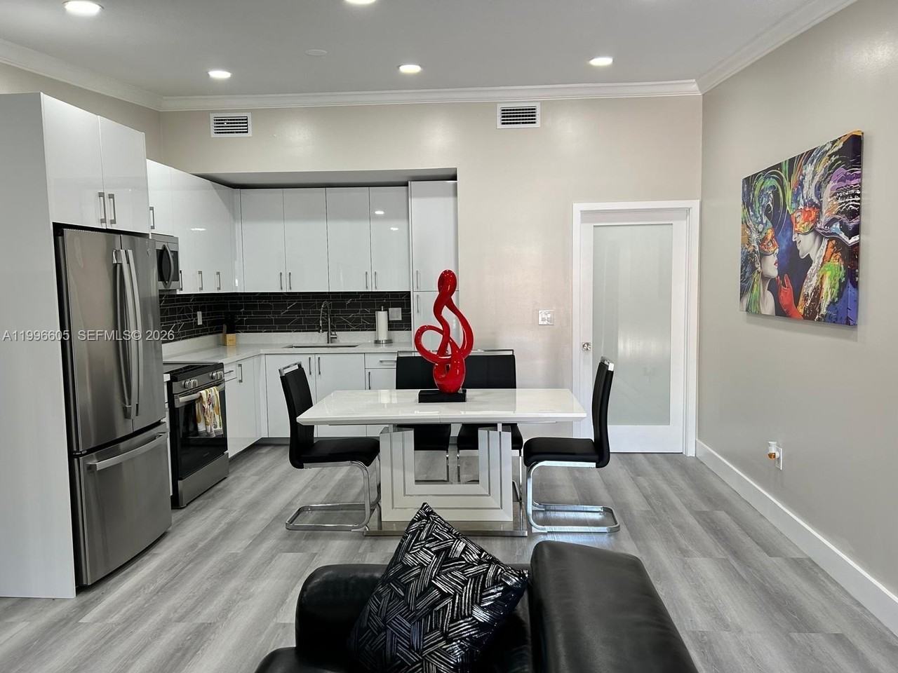 9922 Sw 2nd St #A - Photo 4 of 24