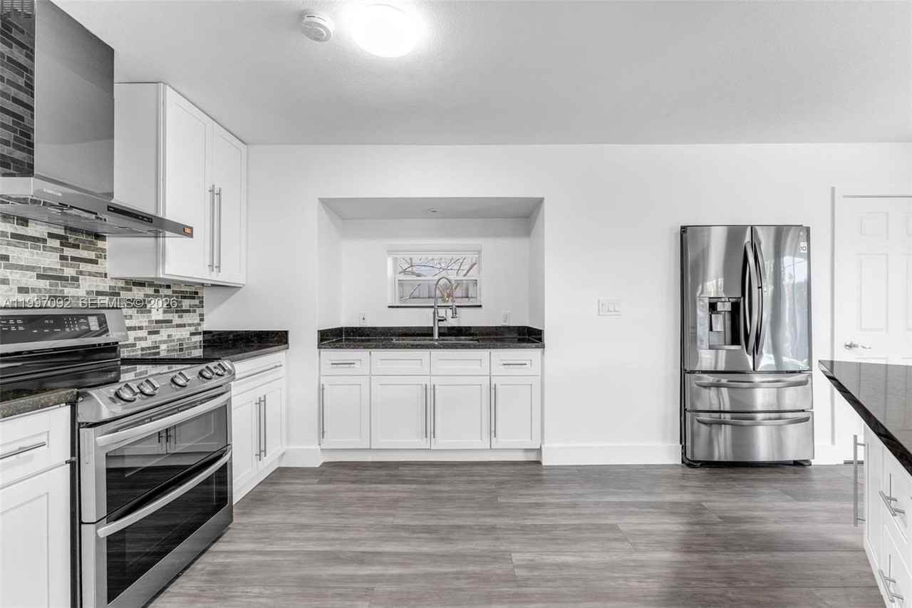 12001 Sw 41st Dr #0 - Photo 3 of 29