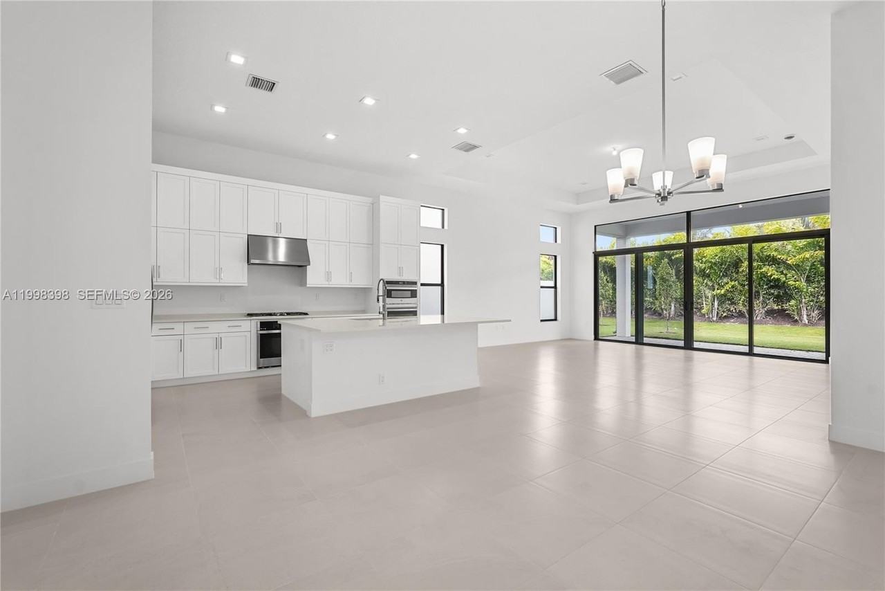 9257 Sunflower Meadow Rd - Photo 5 of 27