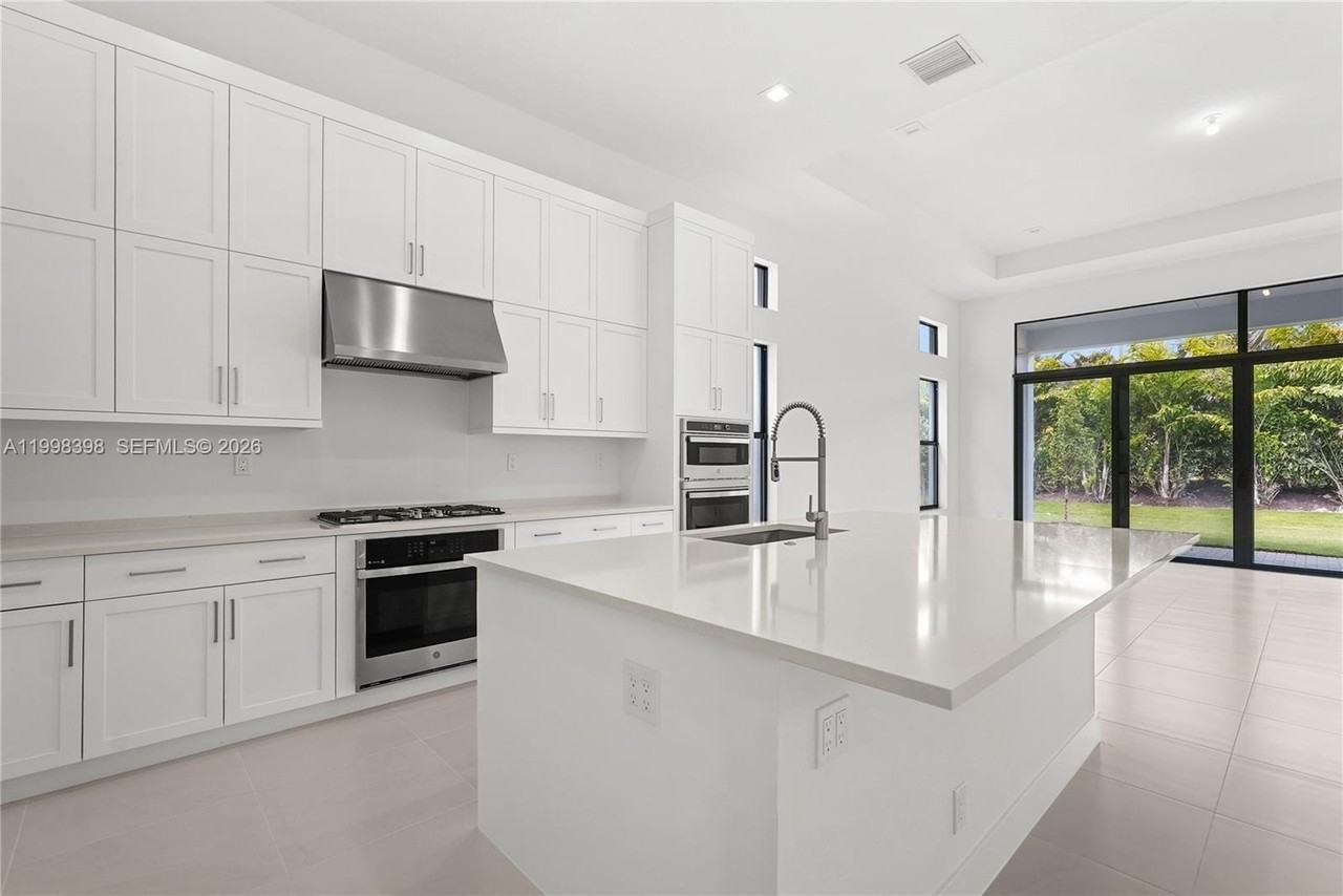 9257 Sunflower Meadow Rd - Photo 6 of 27