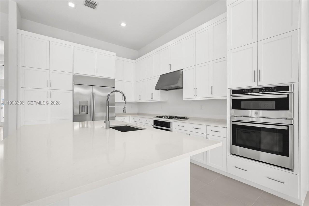 9257 Sunflower Meadow Rd - Photo 7 of 27