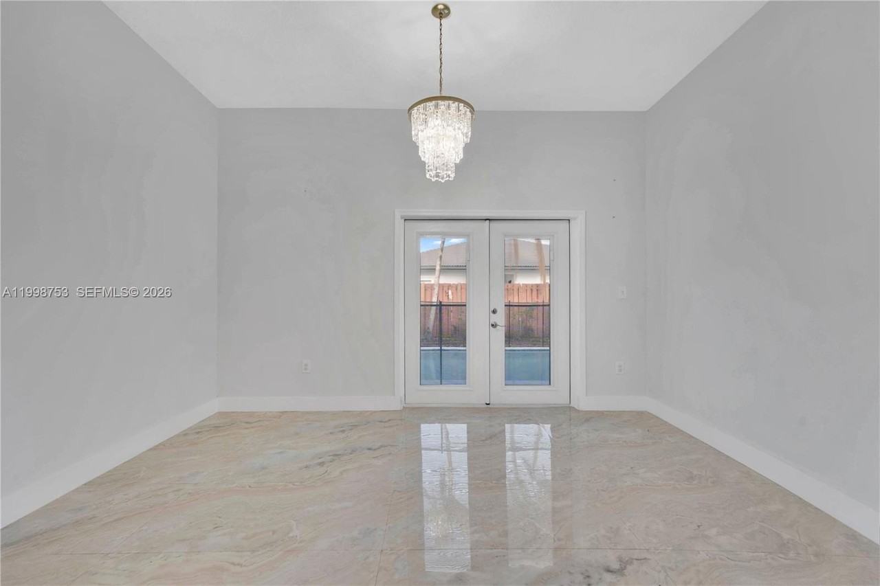 14130 Sw 160th Ct - Photo 6 of 31