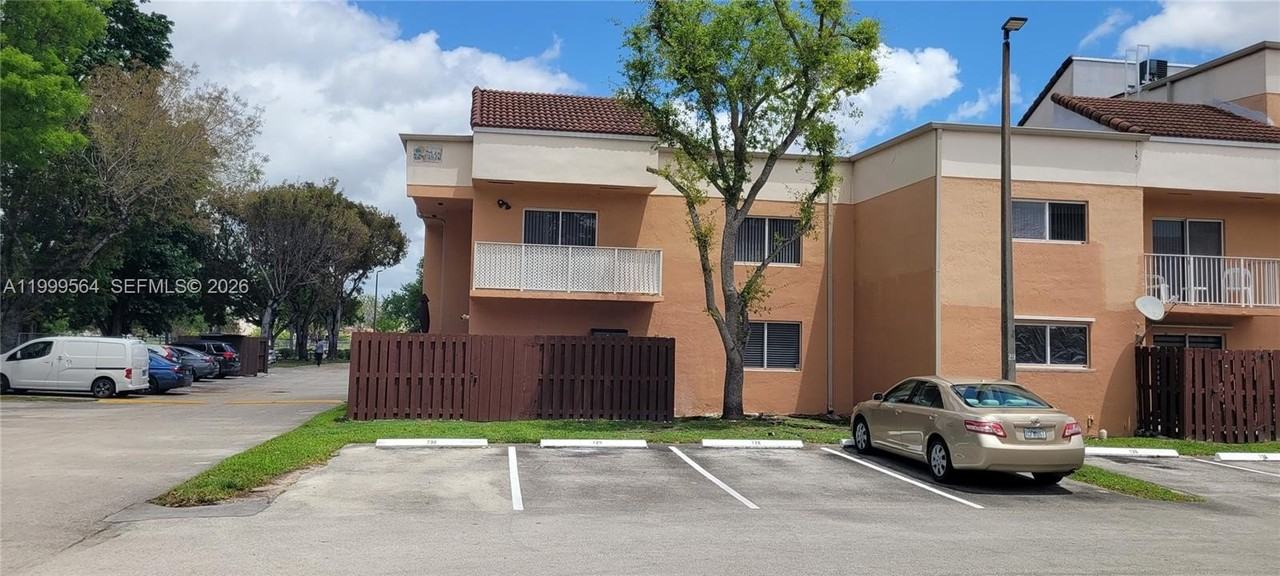 14911 Sw 80th St #221 - Photo 4 of 33