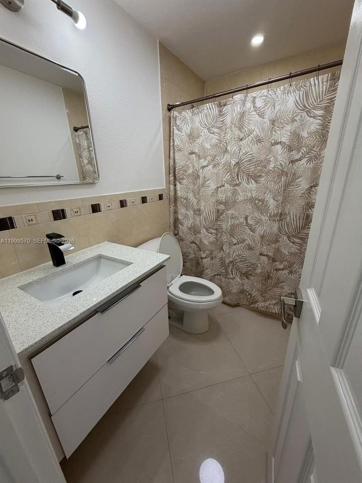 19732 Sw 121st Ave #1 - Photo 2 of 4