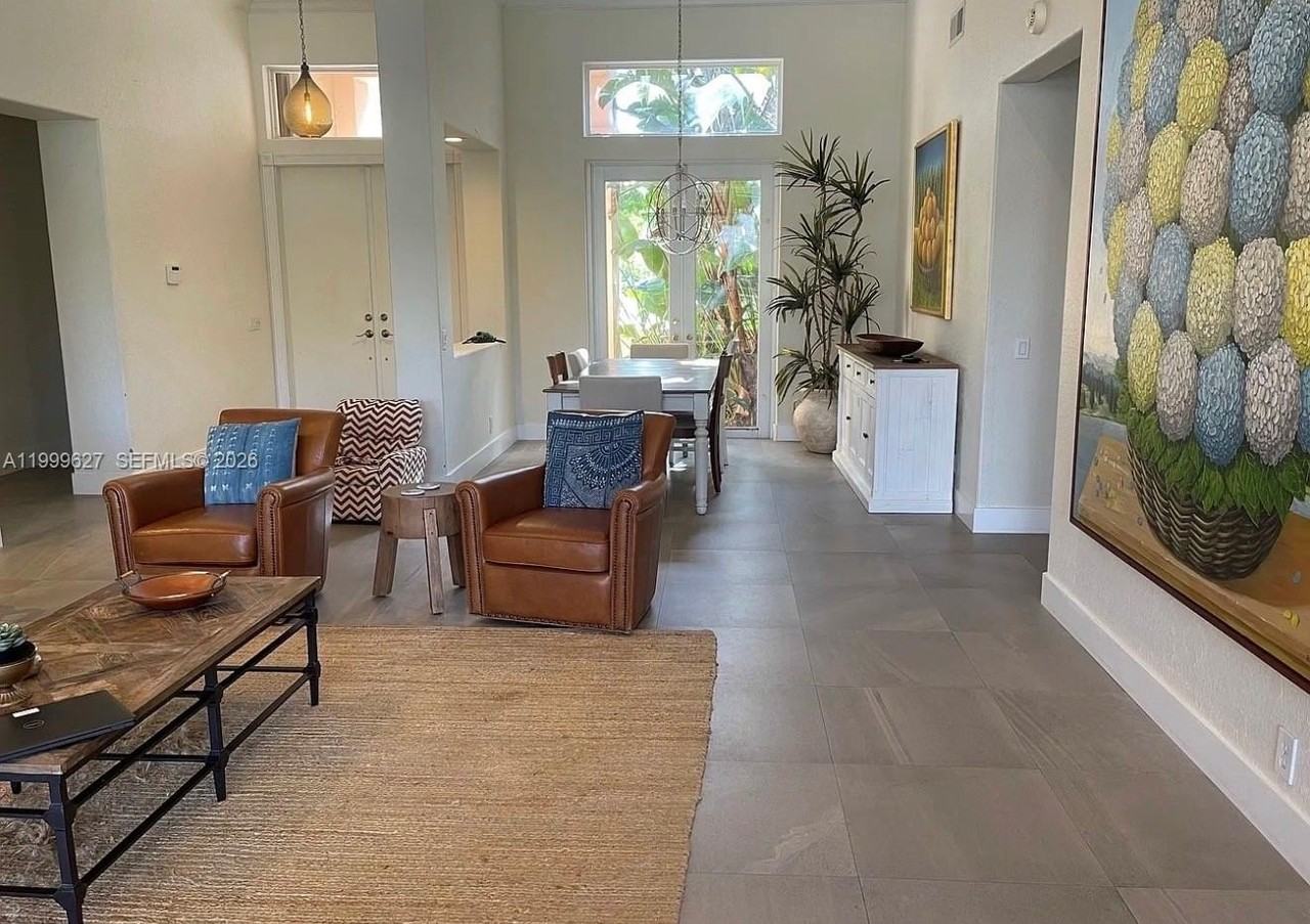 2716 Oakmont Ct - Photo 6 of 8