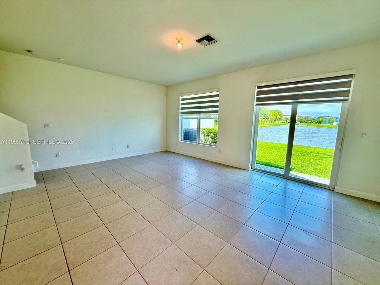 6931 Harbours Edge Ave #6931 - Photo 3 of 23