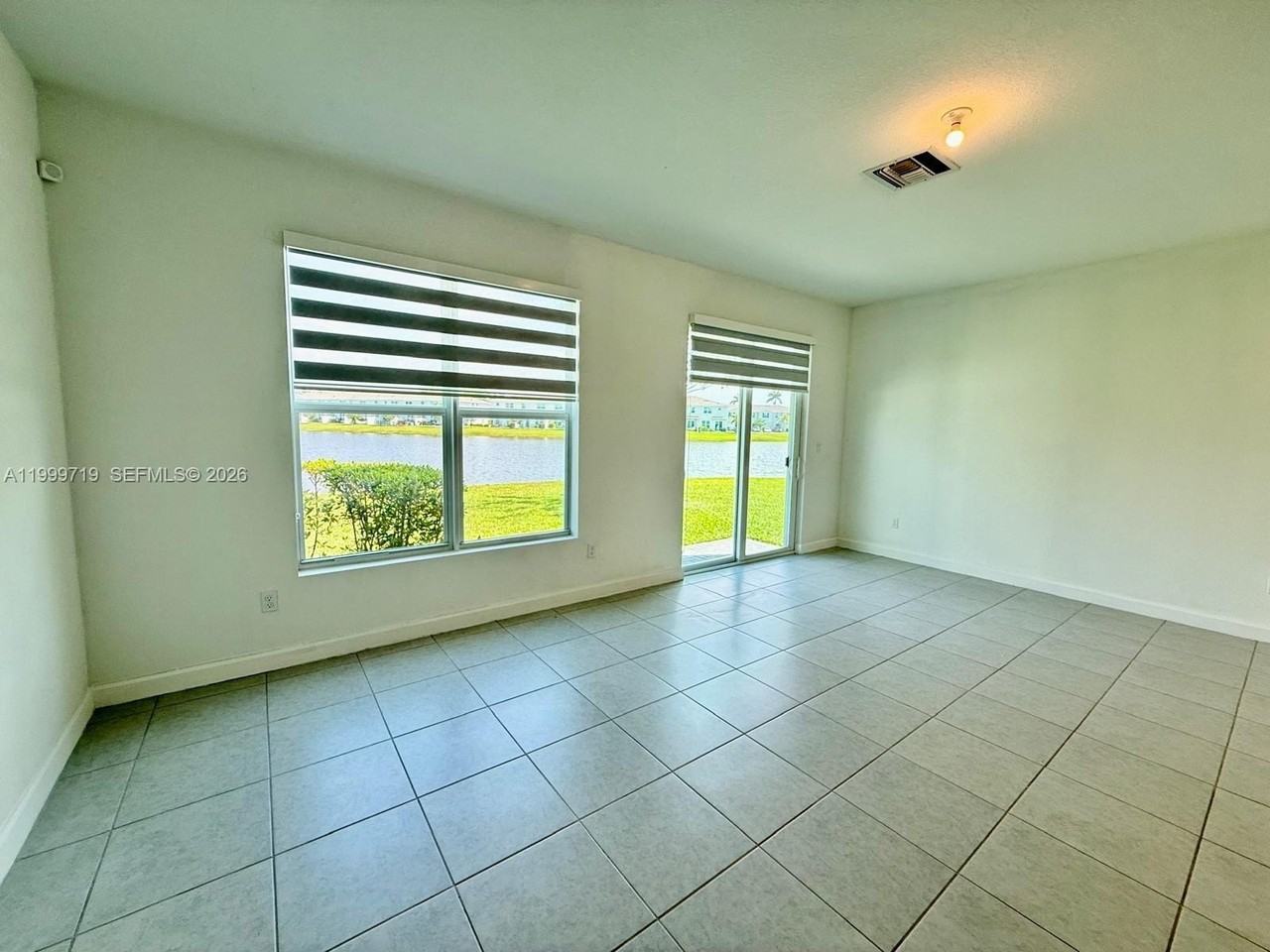 6931 Harbours Edge Ave #6931 - Photo 4 of 23