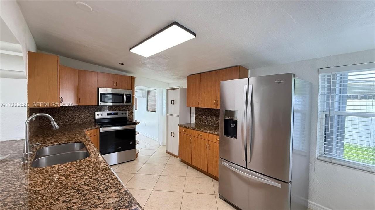 11501 Sw 43rd Ln #0 - Photo 7 of 25