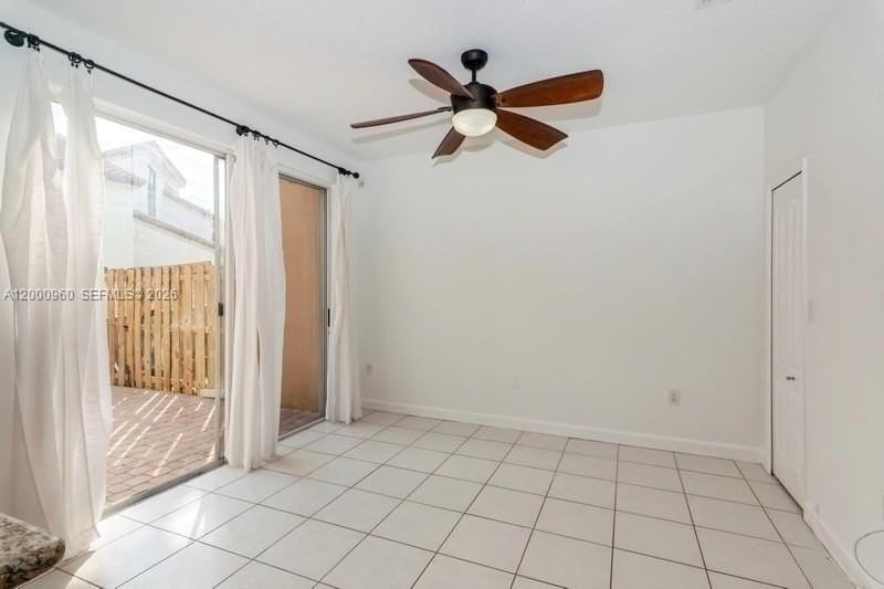 10884 Sw 89th St - Photo 3 of 10