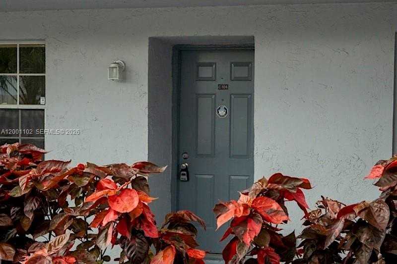 905 Southridge Rd #104C - Photo 2 of 26