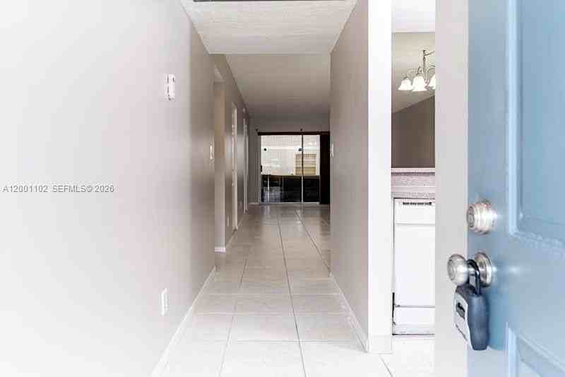 905 Southridge Rd #104C - Photo 3 of 26