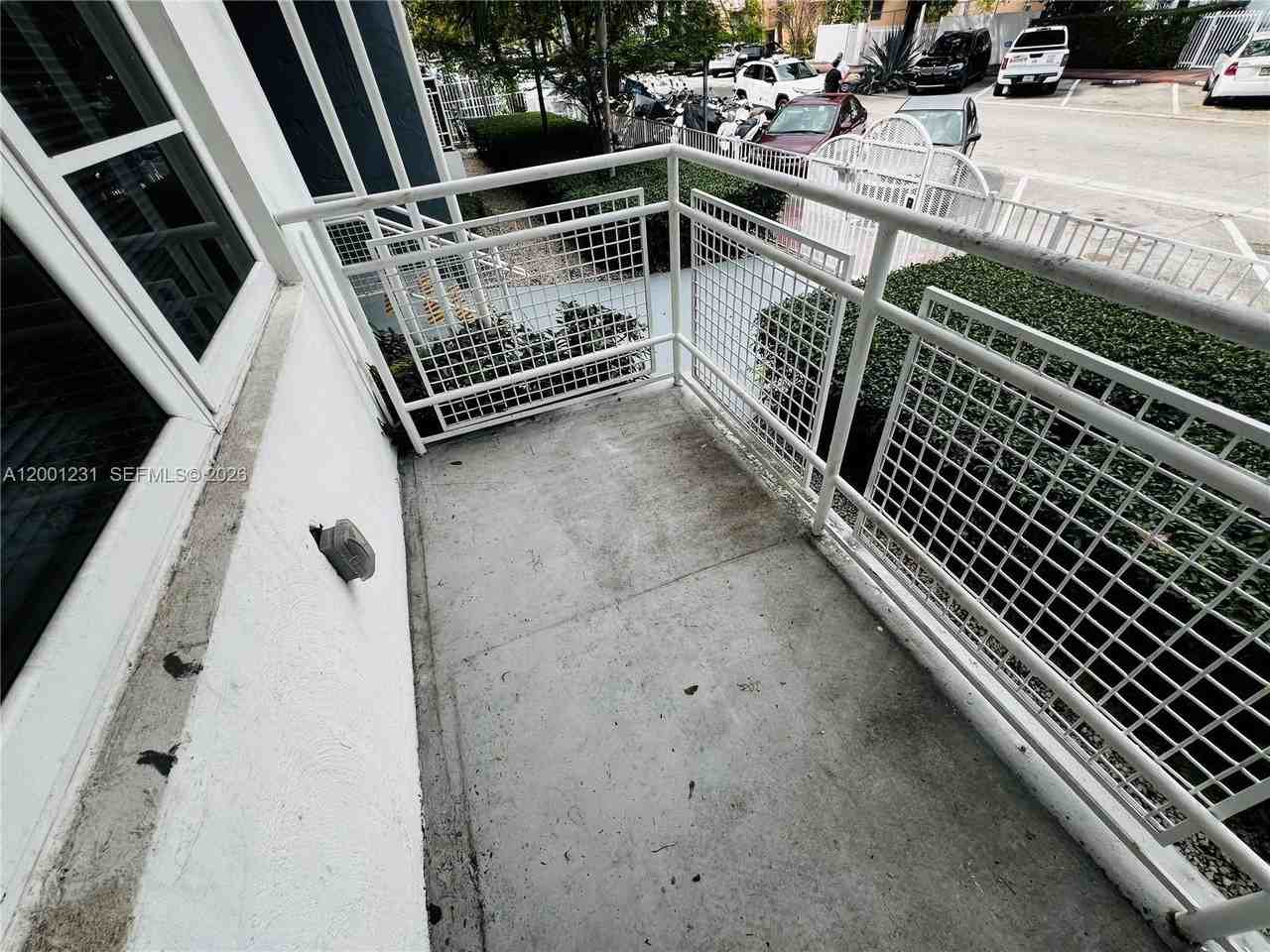 960 Bay Dr #911 - Photo 2 of 24