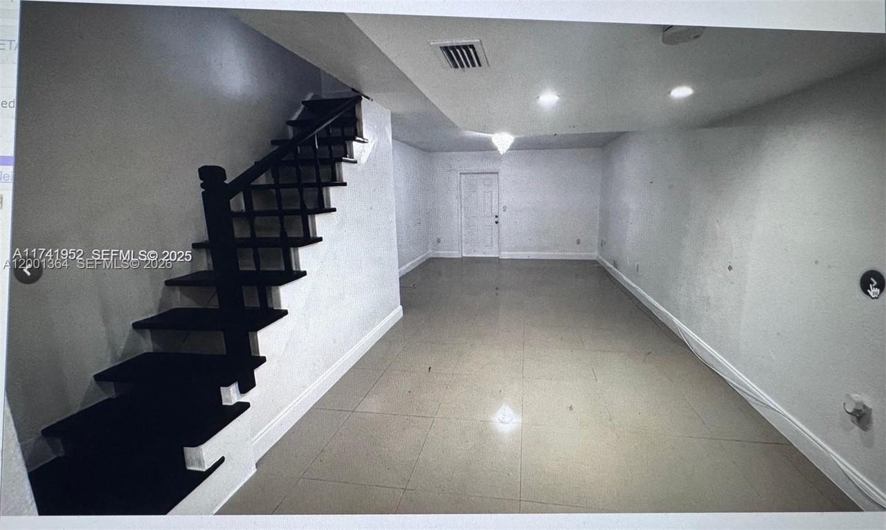 4372 W 11th Ln #30 - Photo 7 of 16