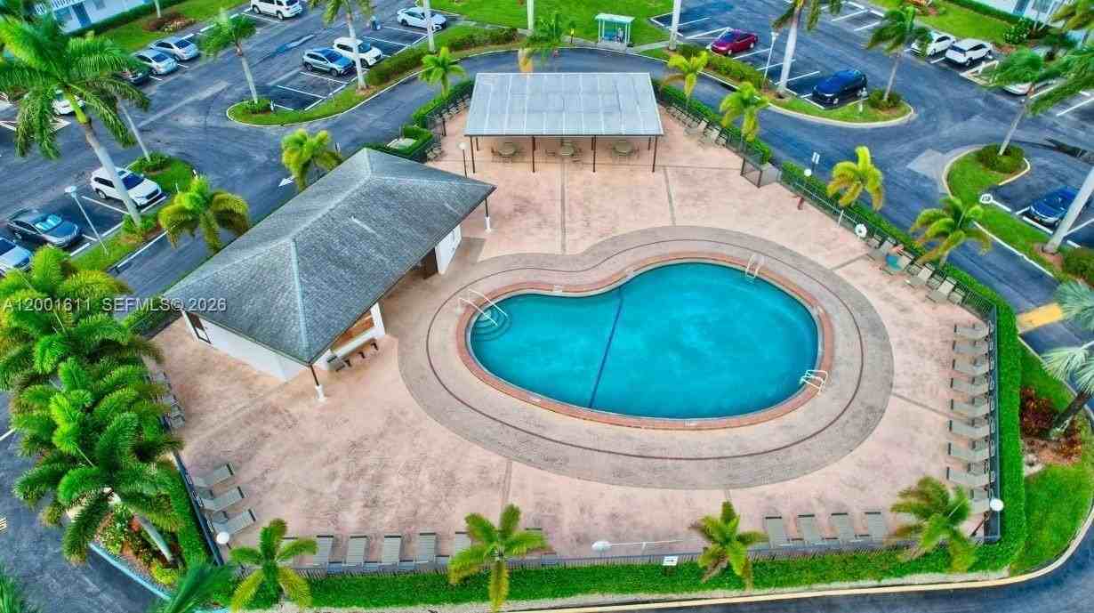 1020 Exeter B #1020 - Photo 3 of 15