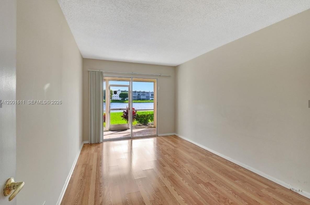 1020 Exeter B #1020 - Photo 4 of 15