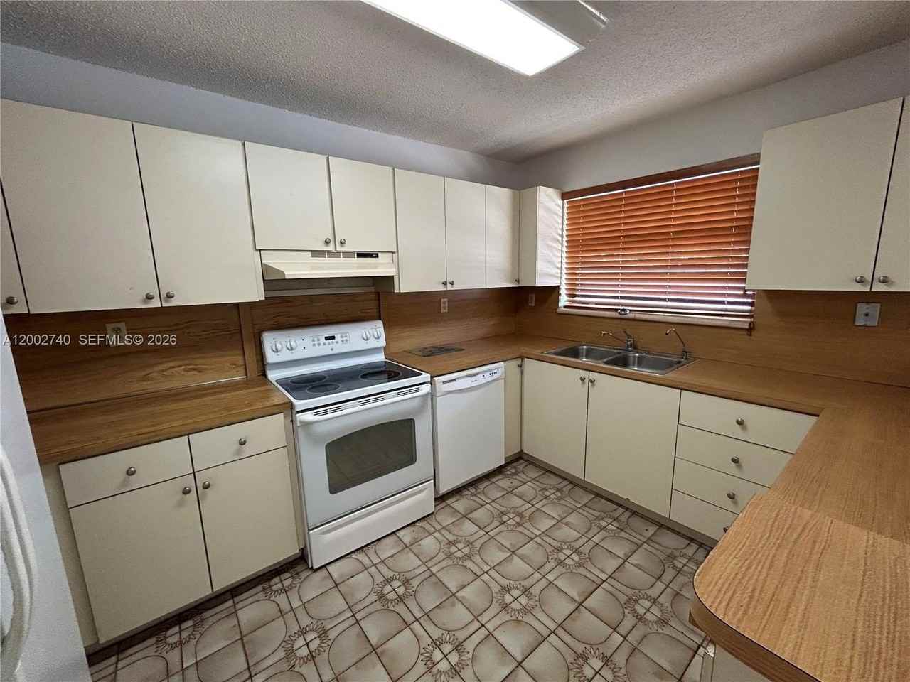 230 Nw 51st Ave #230