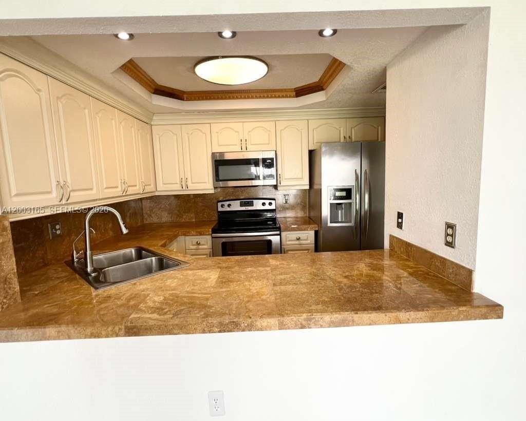 1100 Sw 104th Ct #E103 - Photo 6 of 21