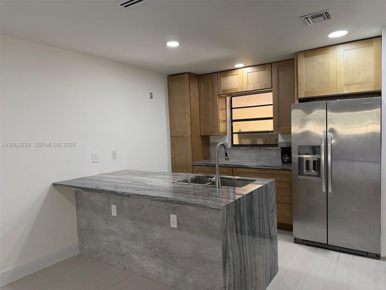 3877 Estepona Ave #9E1 - Photo 5 of 28